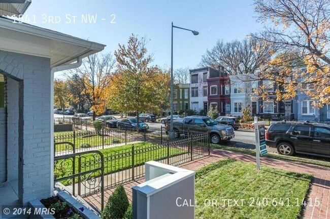 Photo - 1541 3rd St NW Unit 2