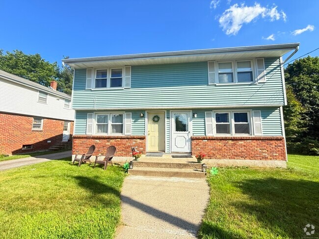 Building Photo - 36 Landin St Unit 2 Rental