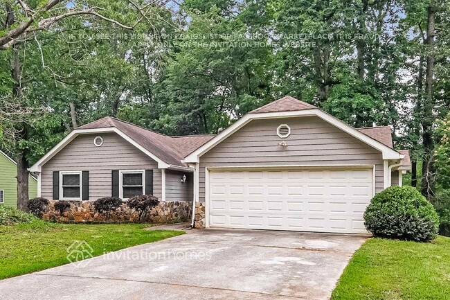 Photo - 1570 Canberra Dr