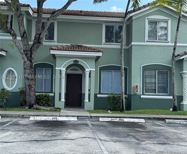 2835 SE 15th Rd