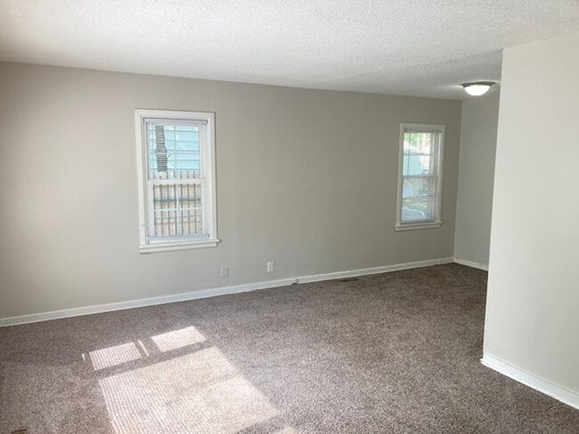 Photo - Great 2 Bedroom 1 Bath + 2 Non conforming bedrooms