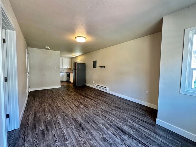 Hilltop Apartments