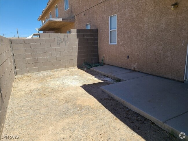 Building Photo - 1020 Pahrump Valley Blvd Rental