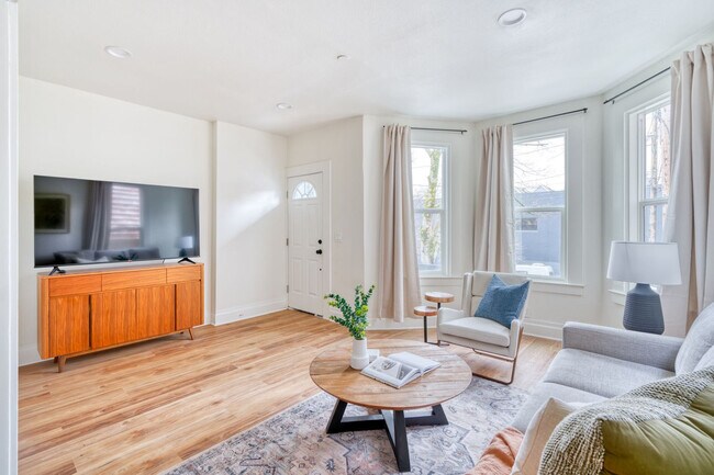 2515 NW Upshur St Unit SI ID1611875P