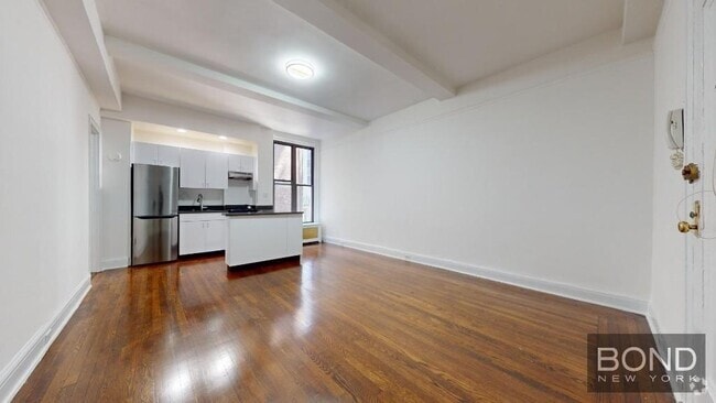 Building Photo - 140 E 46th St Unit 3P Rental
