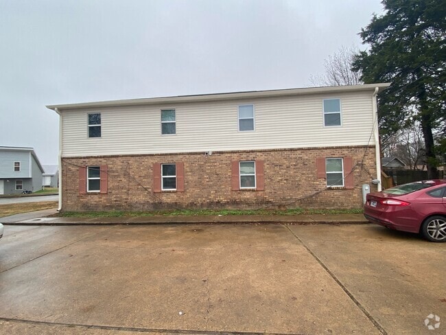 Building Photo - 21 Judson Cv Unit 3 Rental