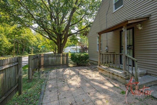 Photo - 1617 Osage Ave
