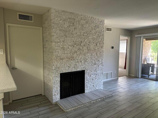 Photo - 5525 E Thomas Rd Unit R8