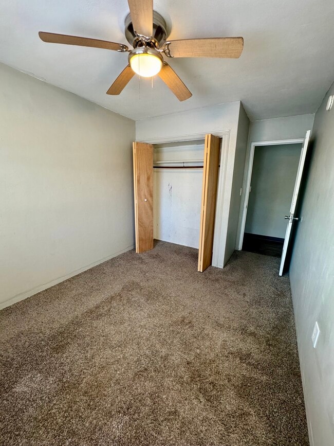 Photo - 902 39th Street Ct