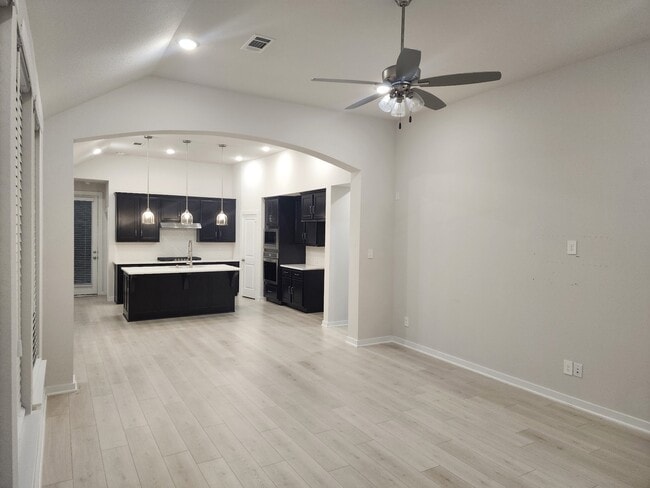 Photo - 126 Nightshade St