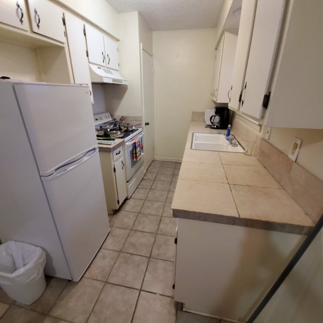 Photo - 101 N 3rd St Apartment Unit 1