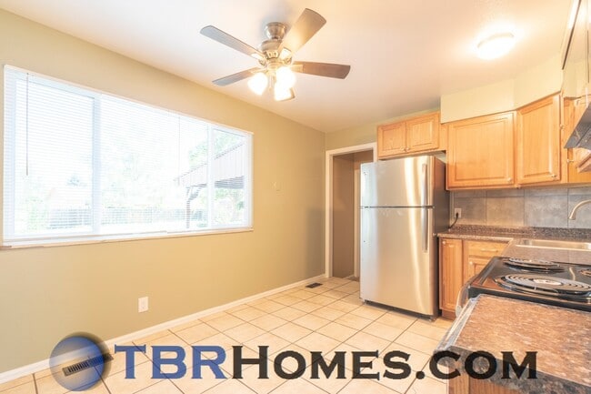 Photo - 14435 Olmsted Dr