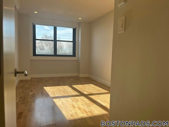 Photo - 1410 Columbia Rd Unidad 7H