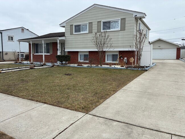 Photo - 2758 Pall Mall Dr