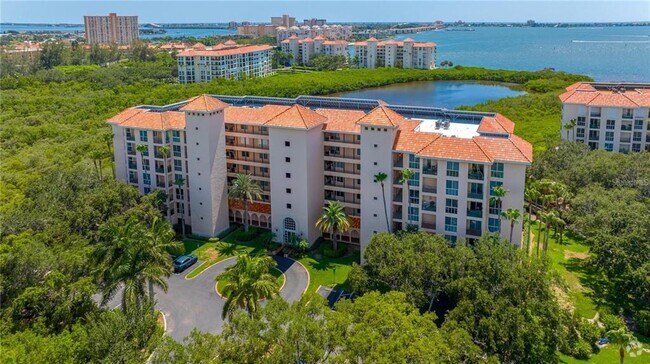 Building Photo - 4750 Dolphin Cay Ln S Unit 408 Rental