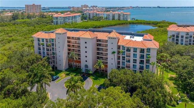 Building Photo - 4750 Dolphin Cay Ln S Unit 408 Rental