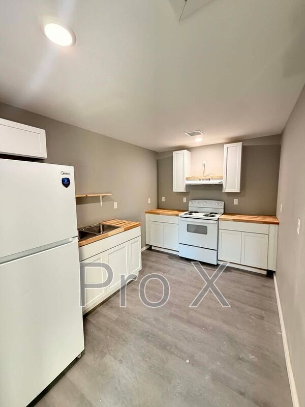 Photo - 117-121 S Byers Apartments Unidad 117 S Byers 202