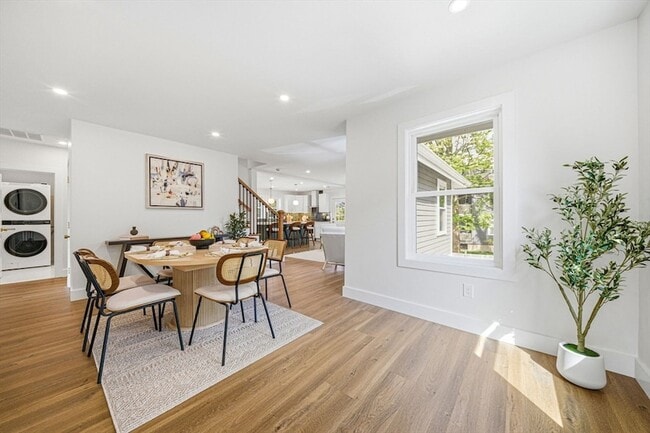 Photo - 54 Rangeley Rd