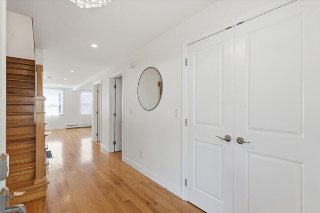 24 Fairfield St