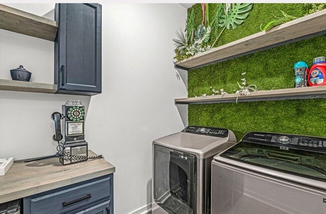 Photo - Three Bedroom Home Located on the Eastside near 30th and Emerson Ave