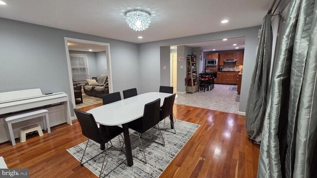 Photo - 16549 Sioux Ln