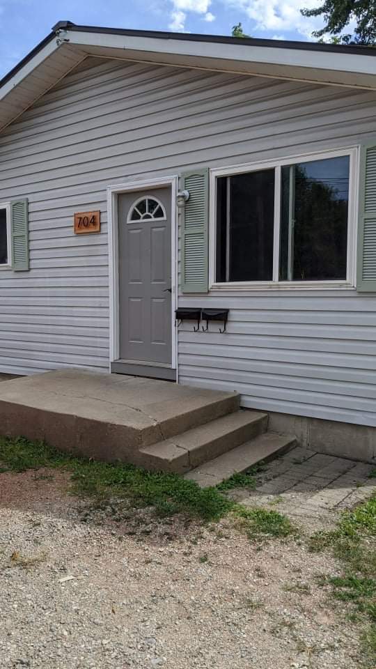 Front of duplex - 704 Ware St Unit 2