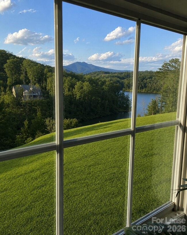 Photo - 113 Lakeside Dr