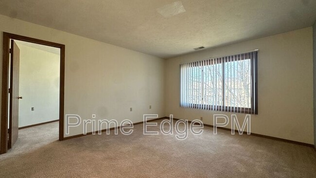 Photo - 1500 Knox St