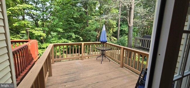Photo - 707 Curry Ford Ln