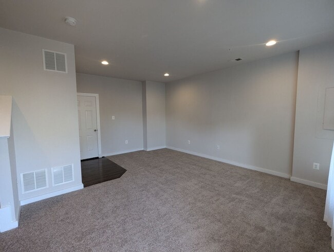 Photo - Gorgeous 3 level home in Tuscarora Creek ready for you mid July!