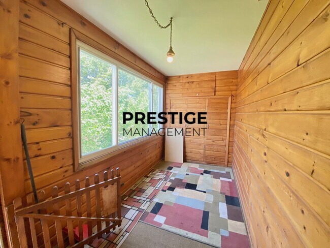 Photo - Spacious 2 Bedroom Apartment in Whiting Unit 2R