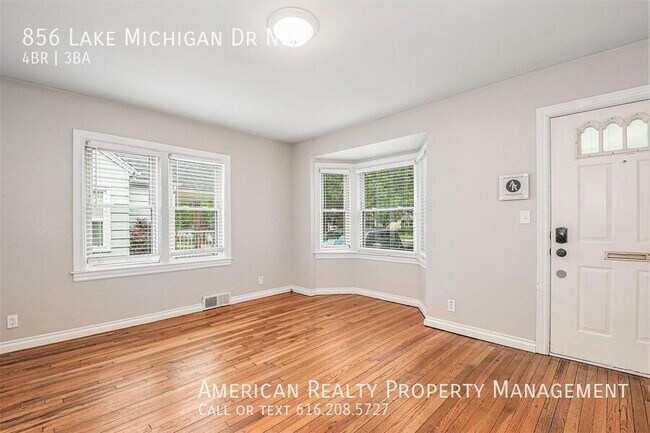 Photo - 856 Lake Michigan Dr NW