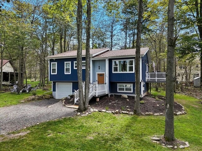 Photo - 9326 Fairmount Way