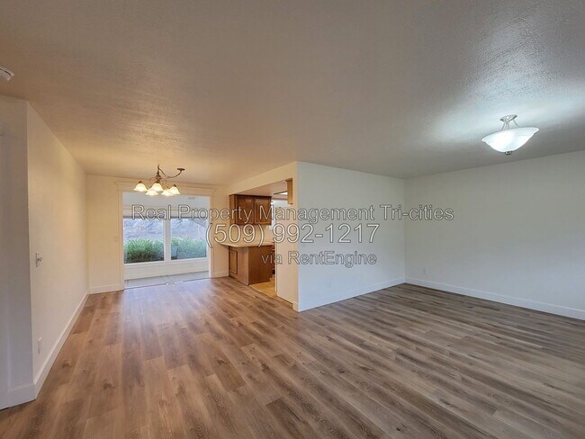 Photo - 249 Rachel Rd