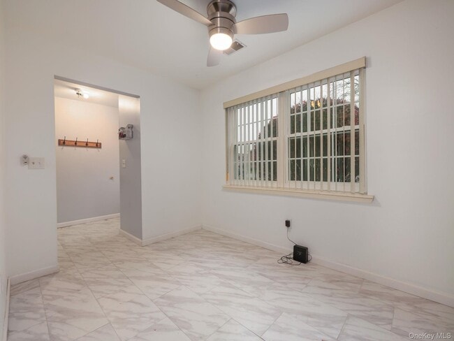 Photo - 276 Temple Hill Rd Unit 707