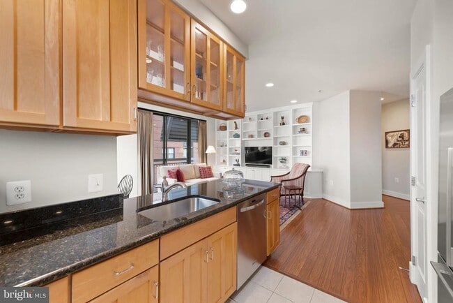 Photo - 1200 N Hartford St Unit 601
