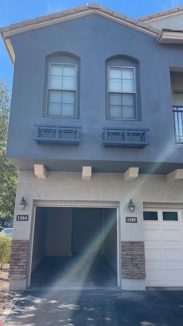 Unit 1584 - 2402 E 5th St Unit 1584