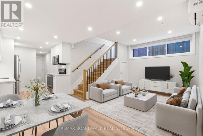 Photo - 1348 Avenue Q