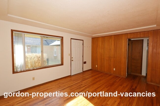 Photo - NE 65th Ave - North Tabor single level 1 bedroom apartment Unit 1171