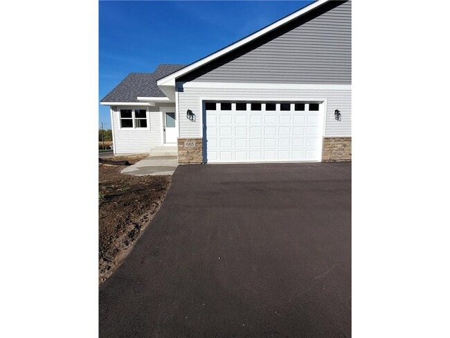 Photo - 685 Heritage Ln Townhome
