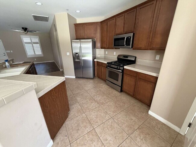 Building Photo - 3 Bedroom, 2 Bathroom Home with Spacious Open Floor Plan & RV Parking