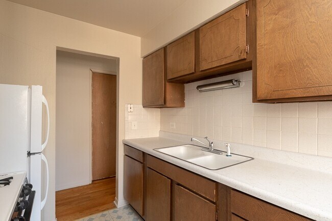 Photo - 535 W Aldine Ave Unit 113