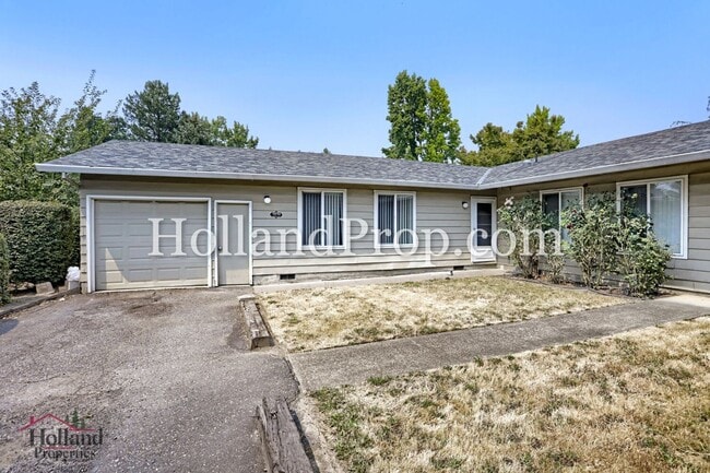 Photo - 1974 NE Barberry Dr