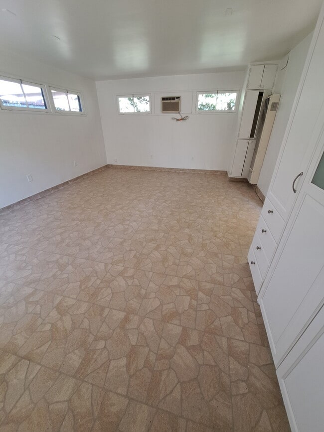 Photo - 4574 Viro Rd