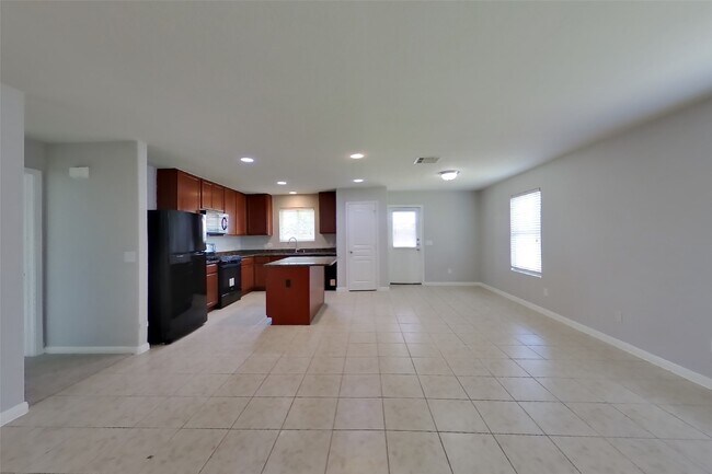 Photo - 930 Salado Slough Ln