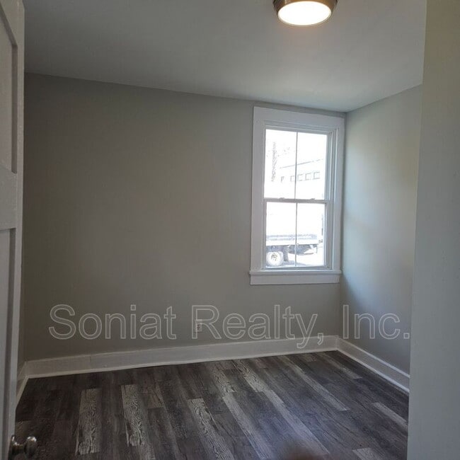 Photo - 2300 Valence St Unit 101