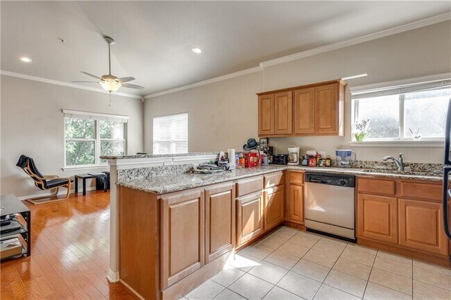 Photo - 3011 Speedway Unit 6