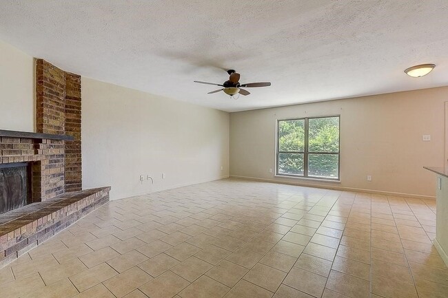 Photo - 5501 Adams Dr