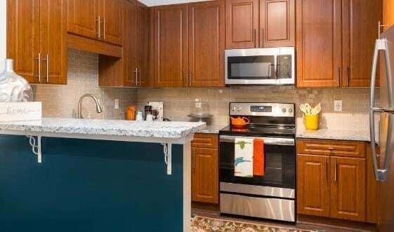 Photo - 433 Highland Ave NE