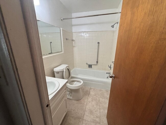 Photo - 17175 Redford St Unit 1